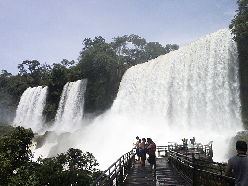 Iguazu falls salto bossetti