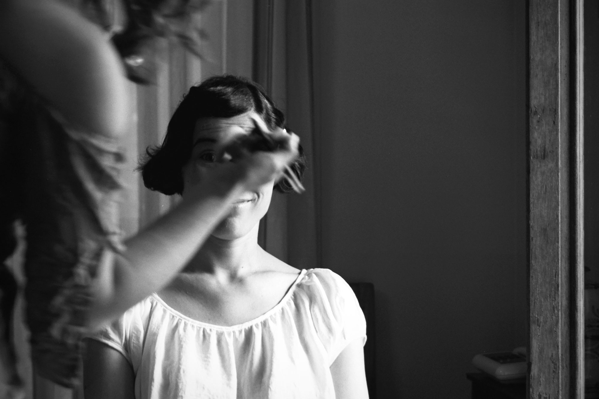 Italy Piacenza wedding preparation make up