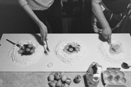 Tortelli workshop preparing doughh