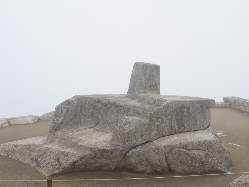 Peru machu Picchu Intihuatana Stone