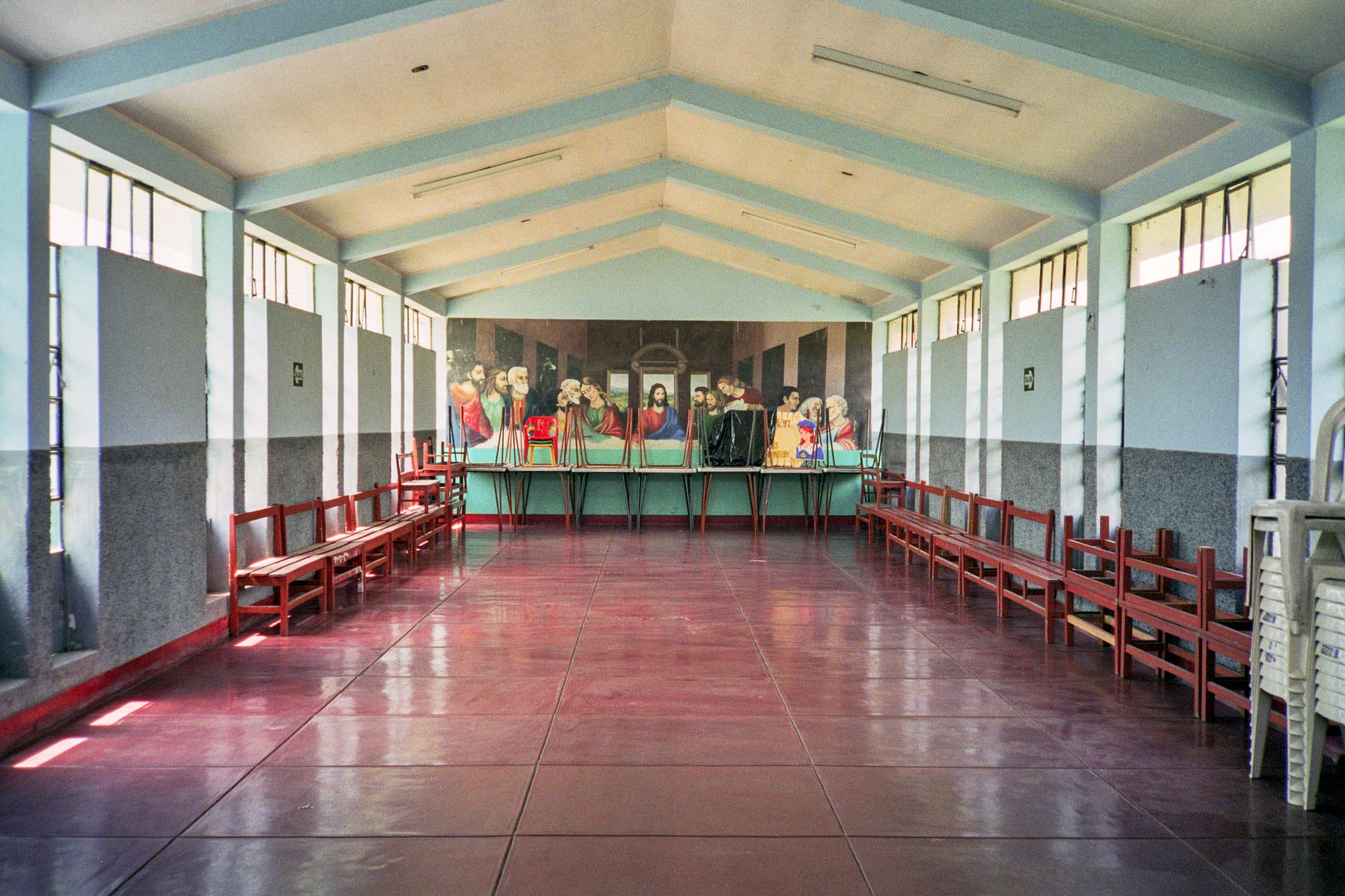 Peru Puericultorio dining room