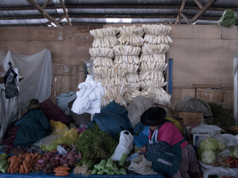 Peru cusco Mercado Central de San Pedro wool cereals corn