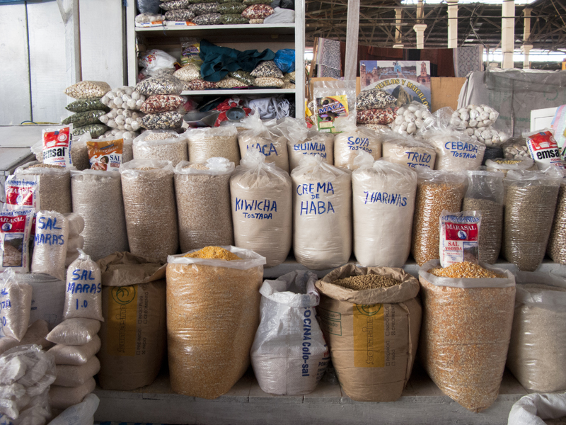 Peru cusco Mercado Central de San Pedro wool cereals