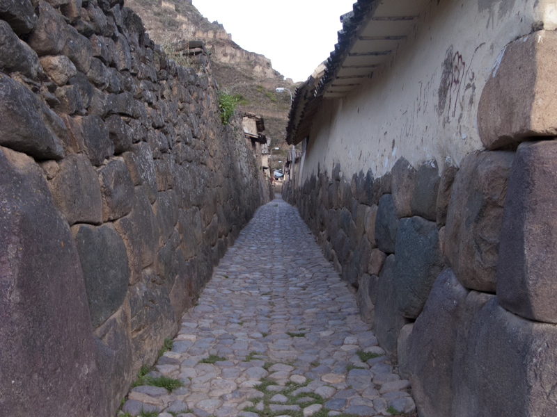 Peru Sacred valley Ollantaytambo inca living city