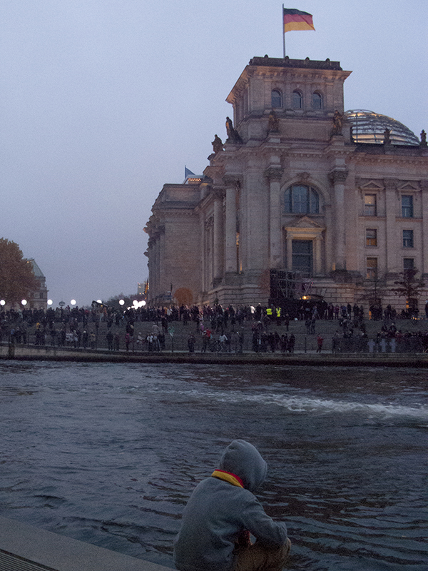 Berlin Lichtgrenze 2014 mauer fall reichstag