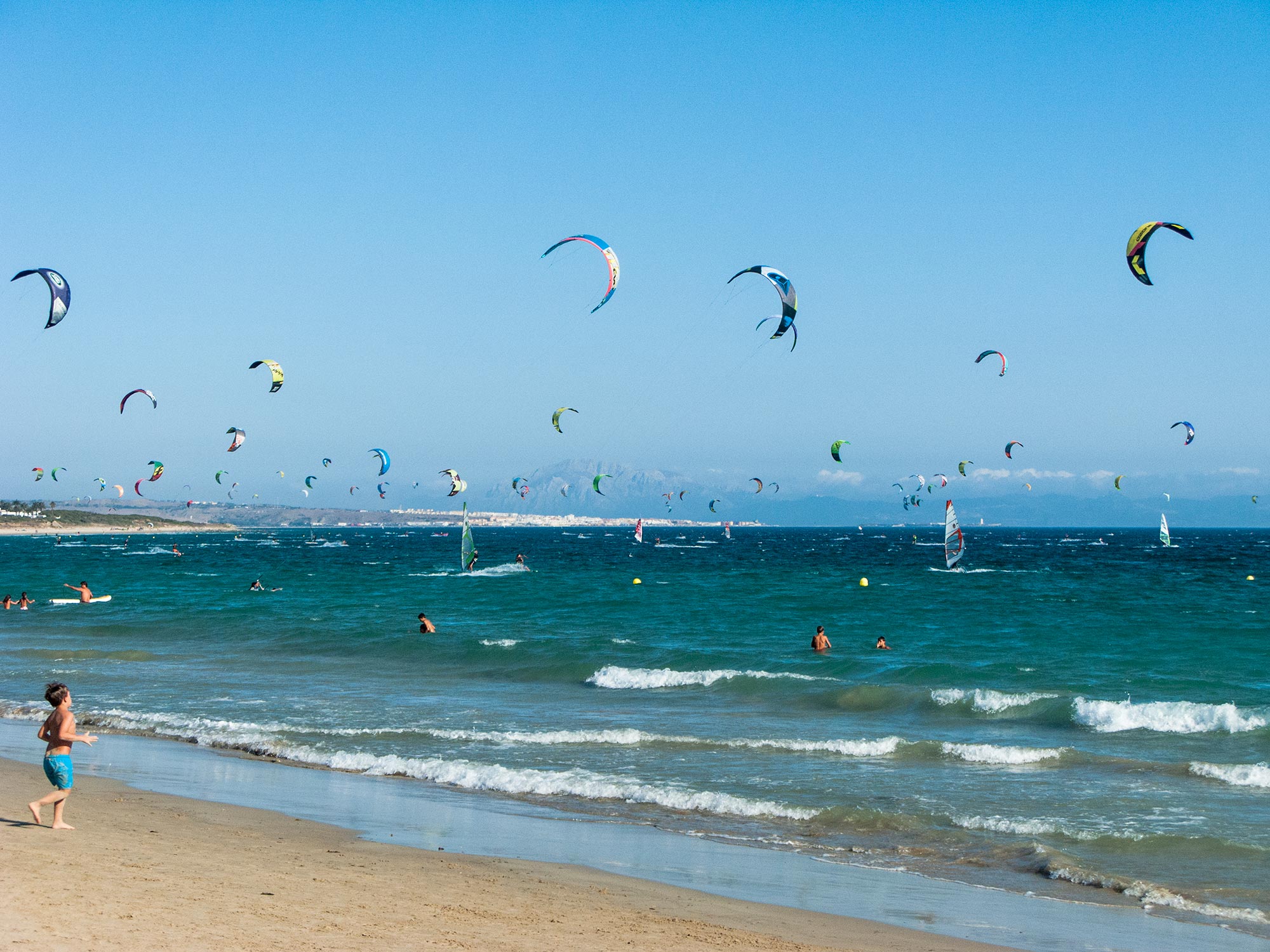valdevaqueros beach kitesurfers and africa in the horizon 