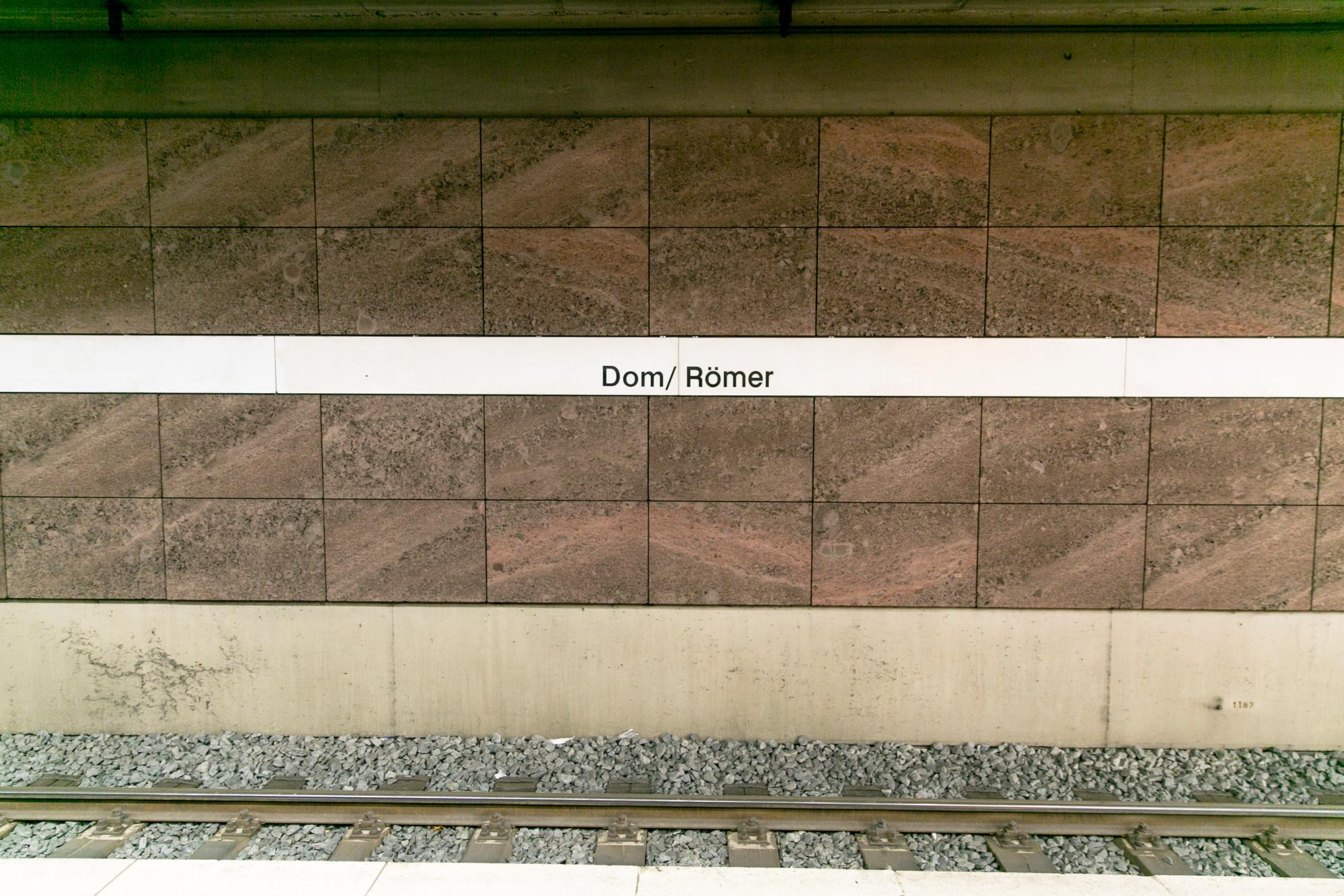 dom romer subway frankfurt