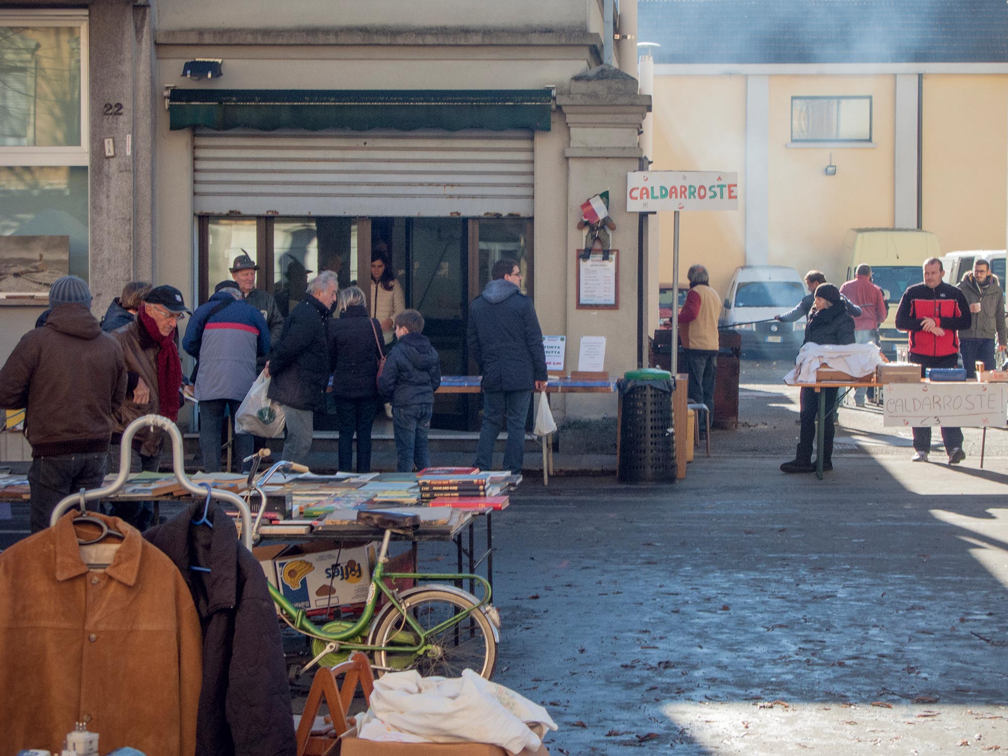 Italy Caorso Market aplini