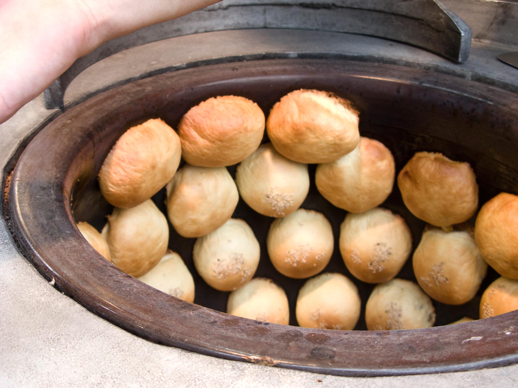 Korea_Seoul_Insadong Buns filled with spicy beef