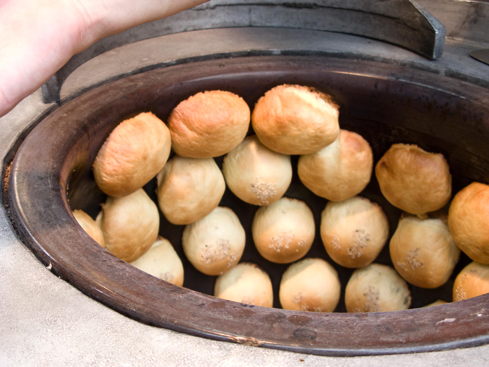 Korea_Seoul_Insadong Buns filled with spicy beef