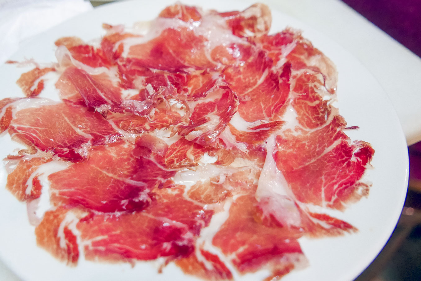 Spain Barcelona tapas bar El Xampanyet jamon1