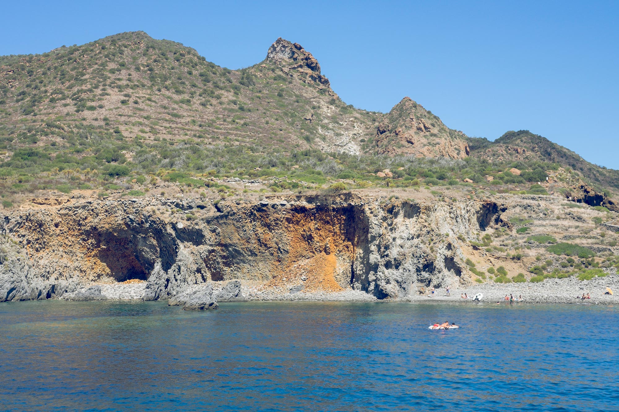 italy-sicilia-eolie-panarea-cala-junco5